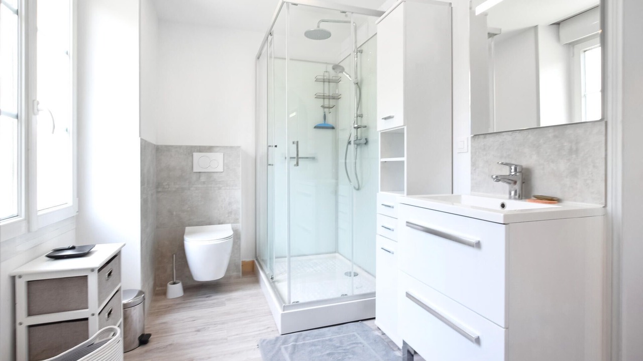 Photo of Bathroom in Castillon