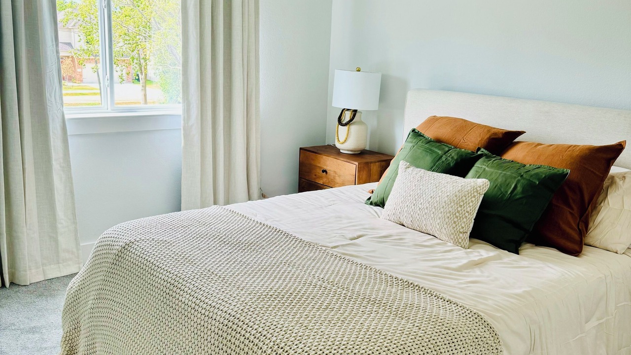 Photo of Bedroom in Northeast Houston
