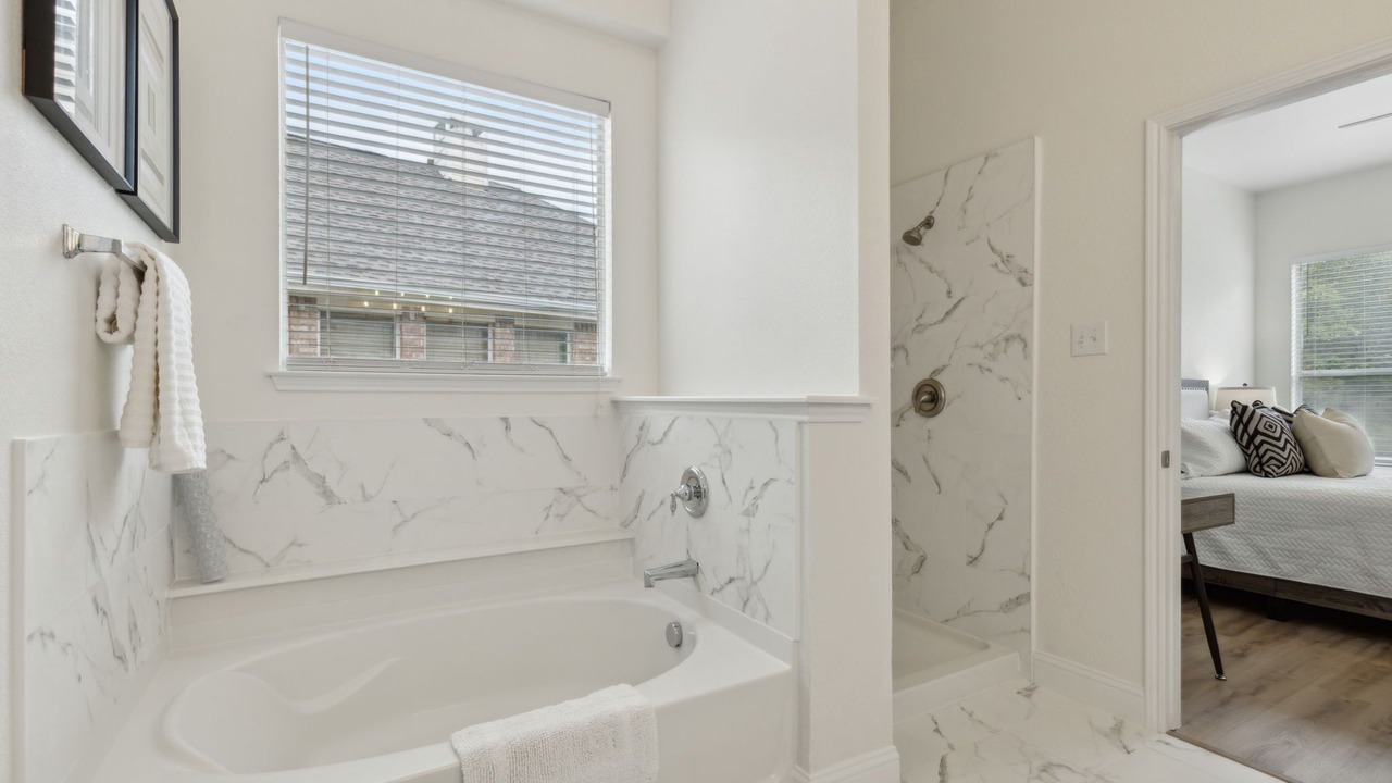 Photo of Bathroom in Lantana