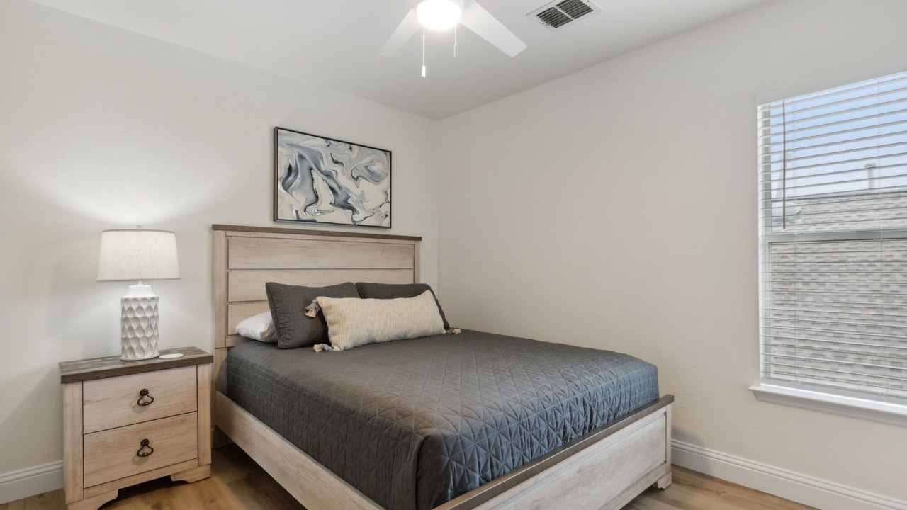 Photo of Bedroom in Lantana