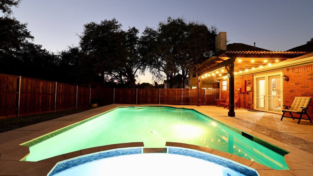 Photo of Outdoor in Flower Mound