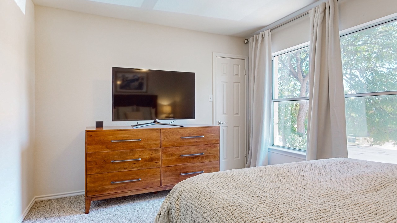 Photo of Bedroom in Deer Park At Maple Run