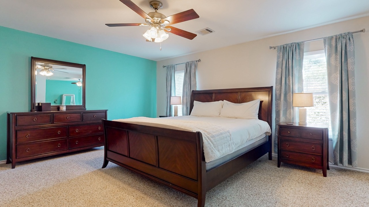 Photo of Bedroom in Deer Park At Maple Run