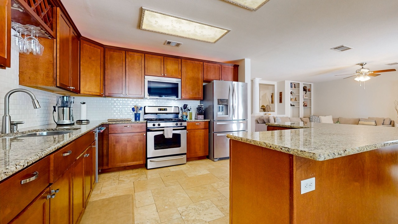 Photo of Kitchen in Deer Park At Maple Run
