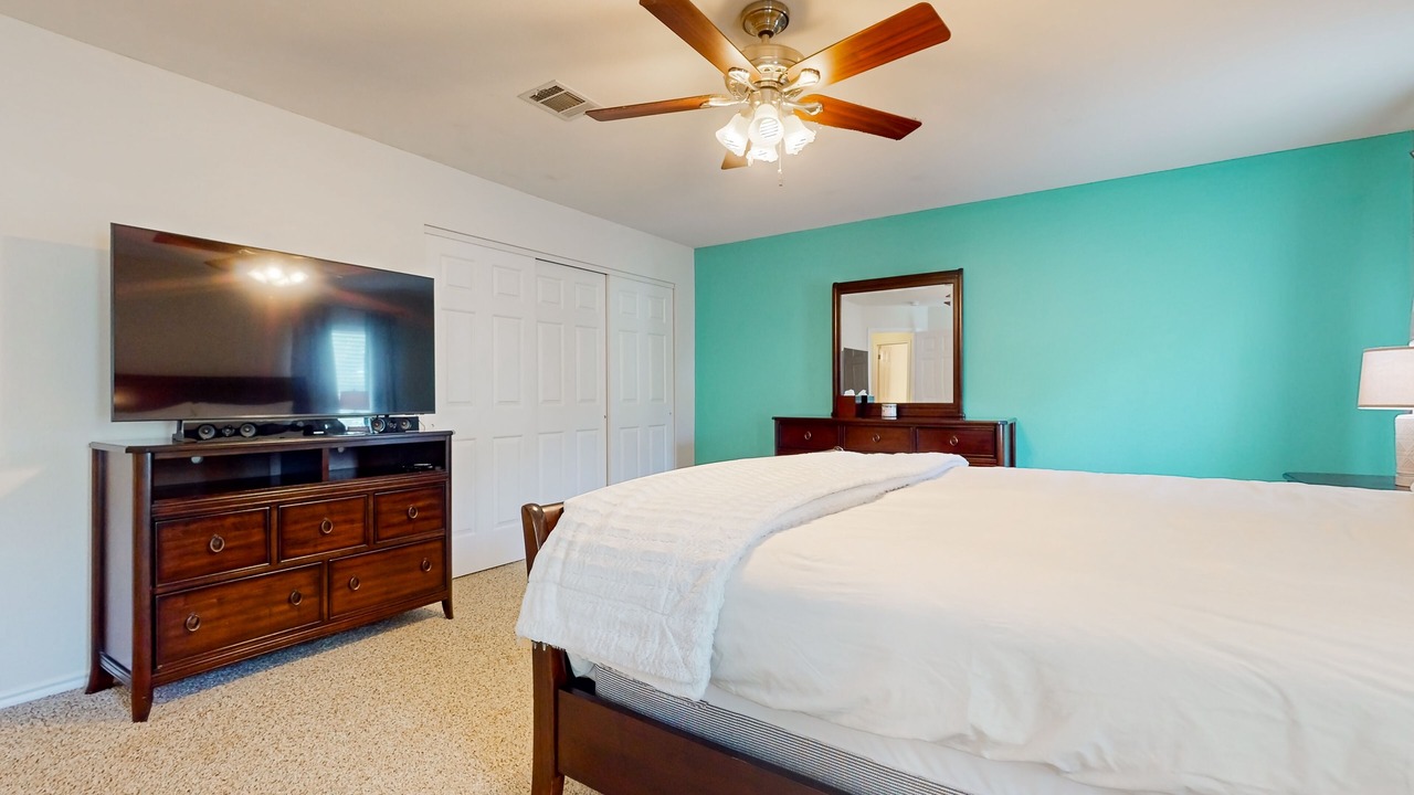 Photo of Bedroom in Deer Park At Maple Run