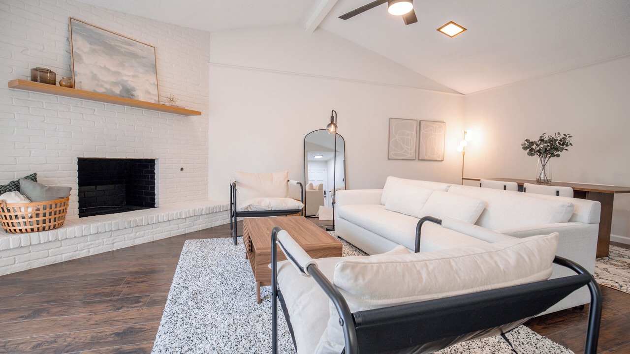 Photo of Livingroom in Richardson