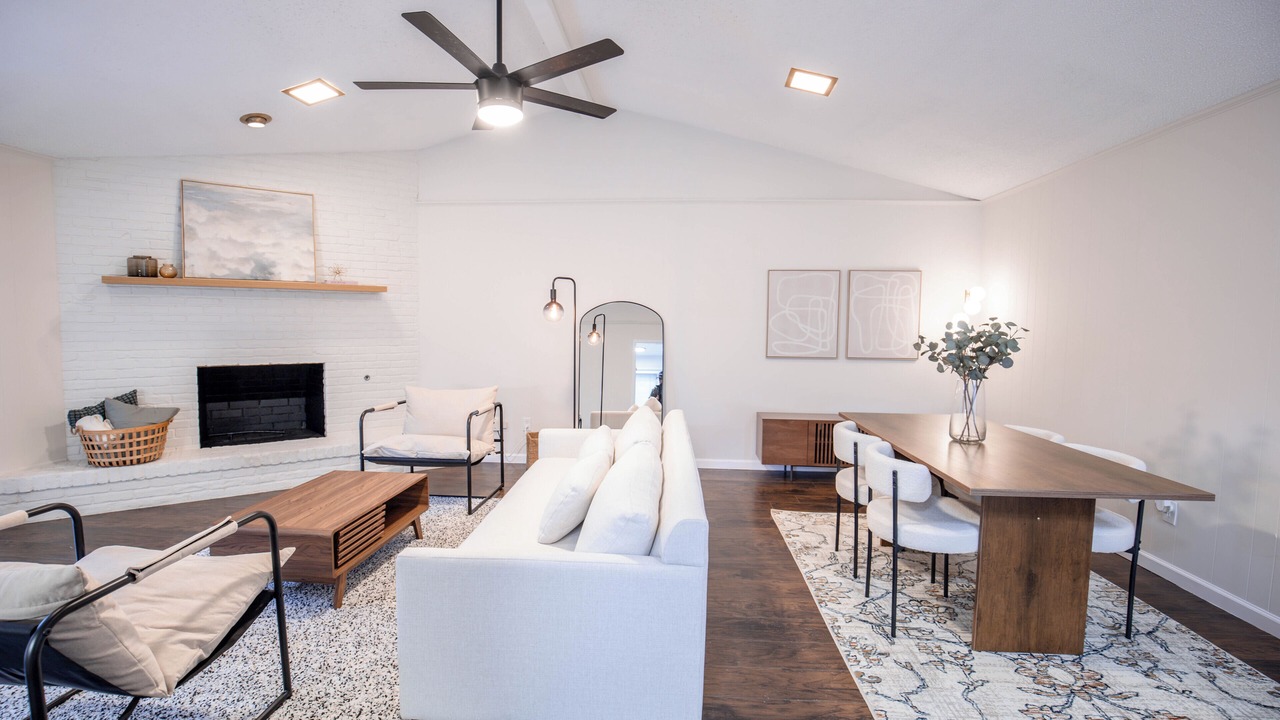 Photo of Livingroom in Richardson