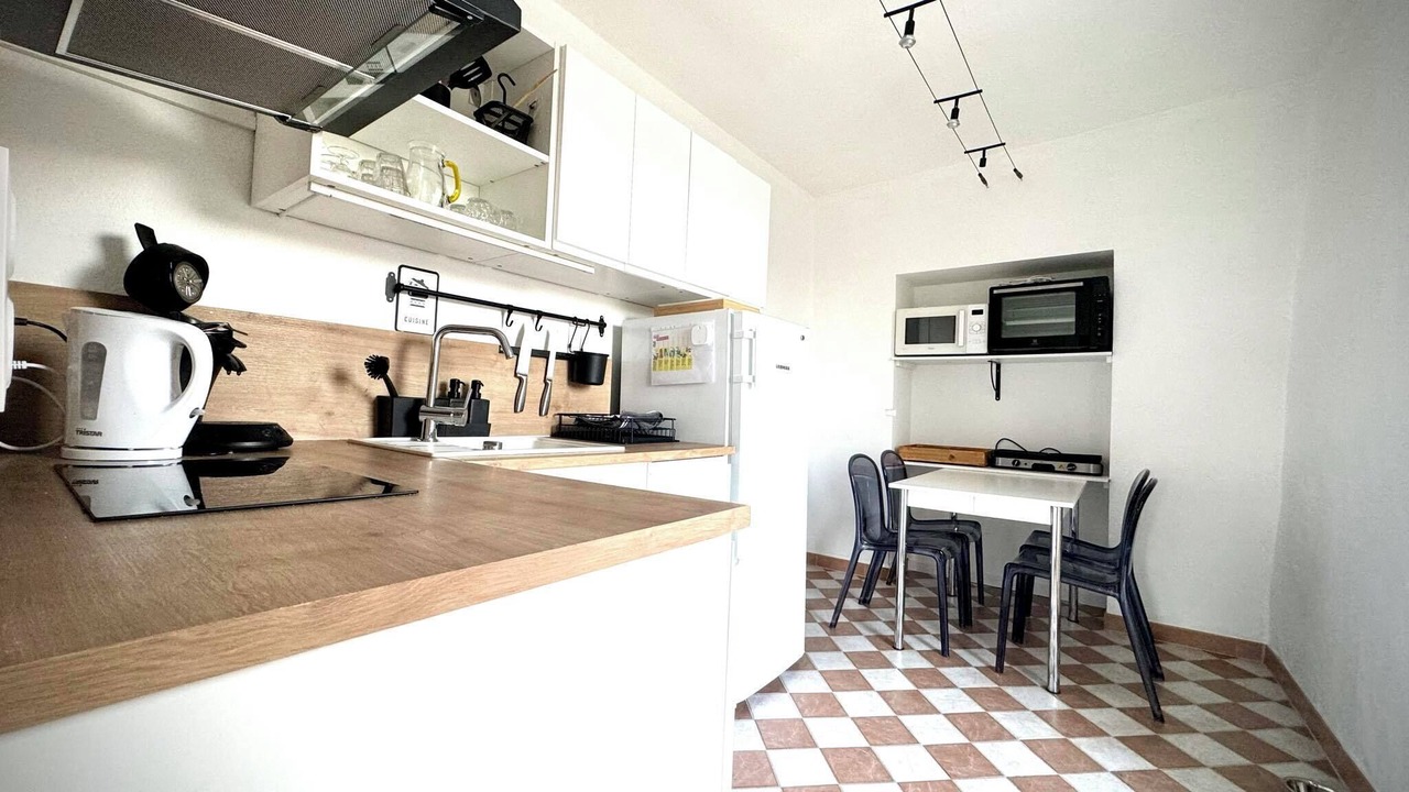Photo of Kitchen in Saint-Julien-de-Peyrolas