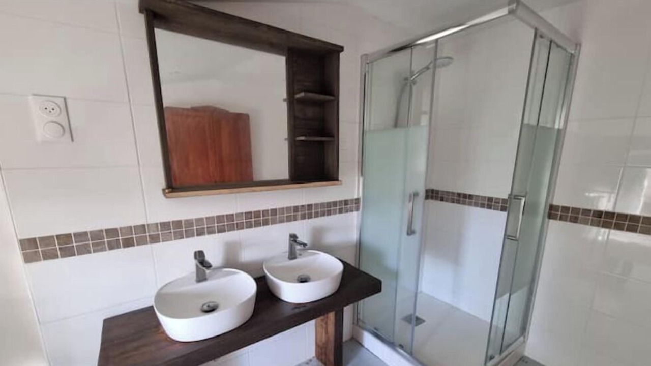 Photo of Bathroom in Saint-Julien-de-Peyrolas