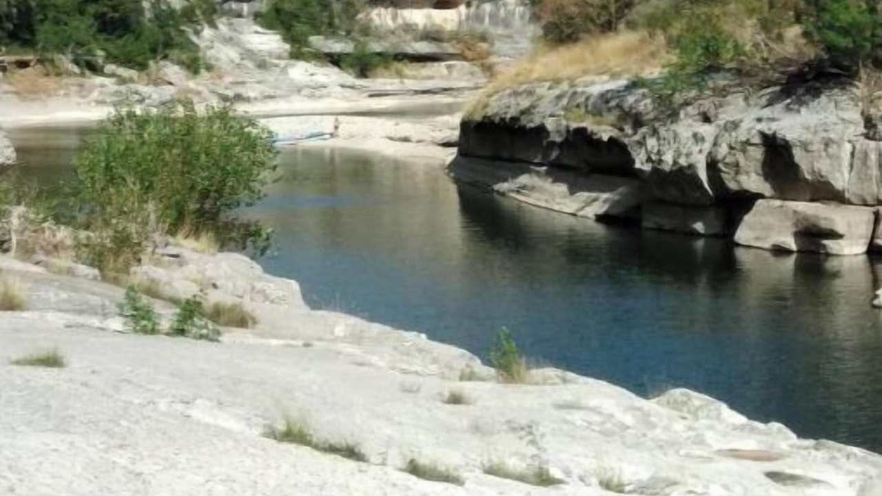 Photo of Outdoor in Saint-Julien-de-Peyrolas