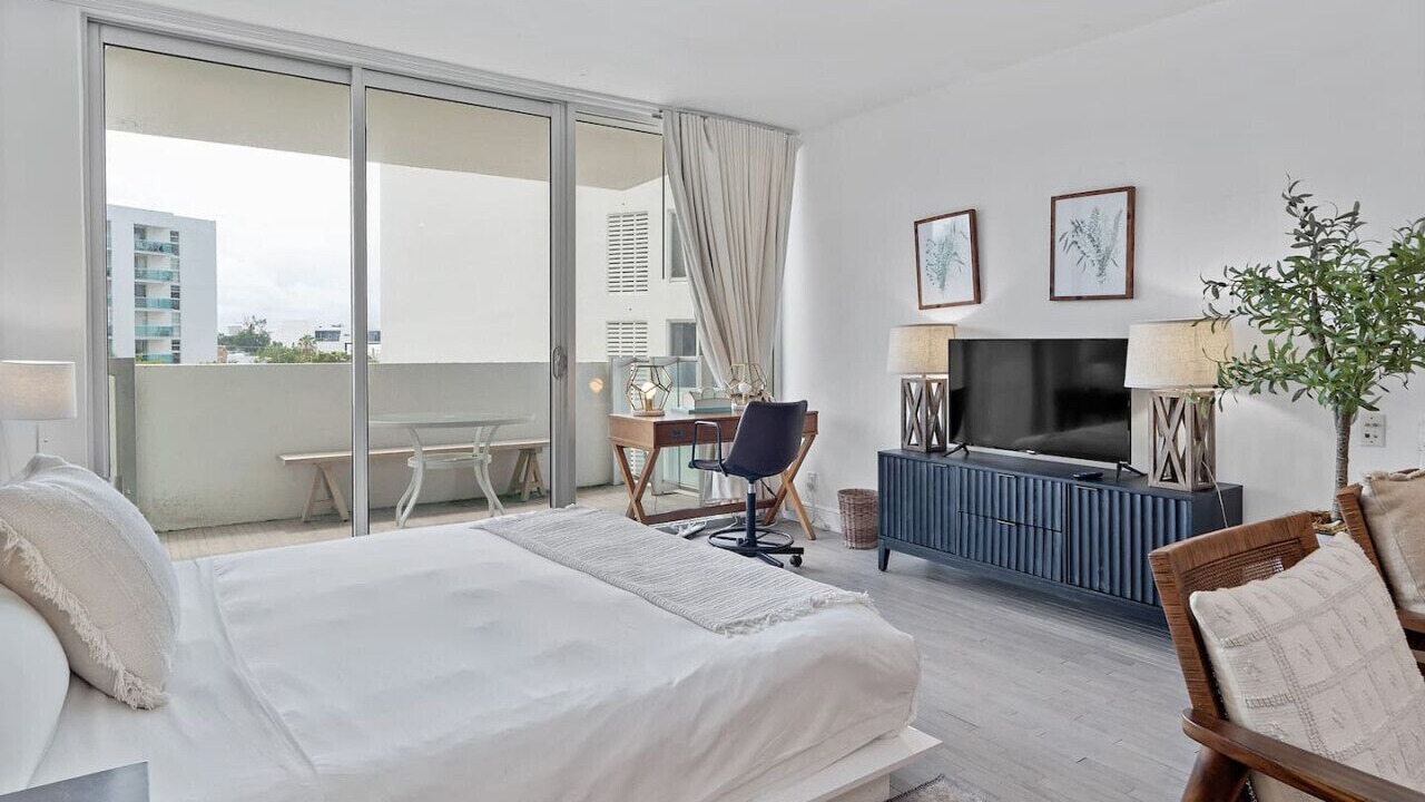 Photo of Bedroom in West Avenue