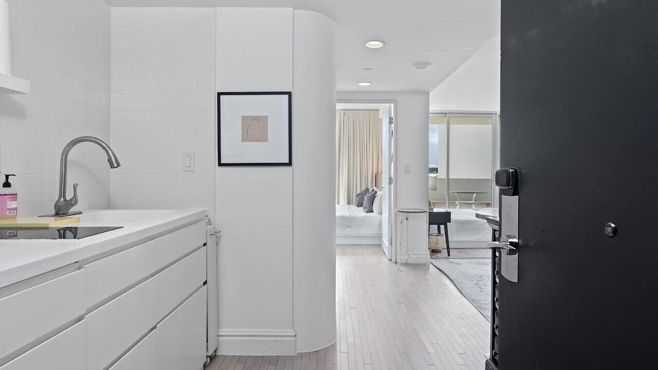 Photo of Bathroom in West Avenue