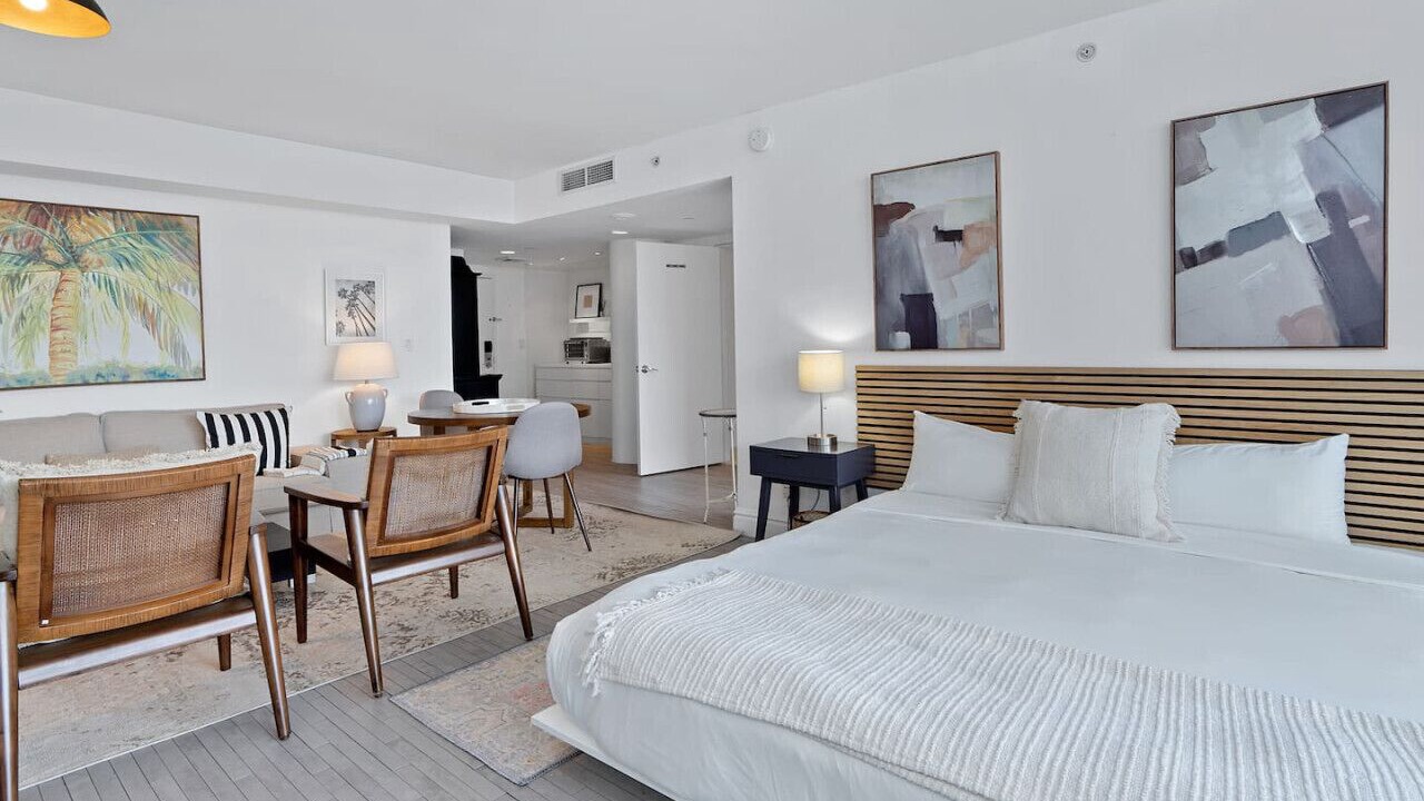 Photo of Bedroom in West Avenue