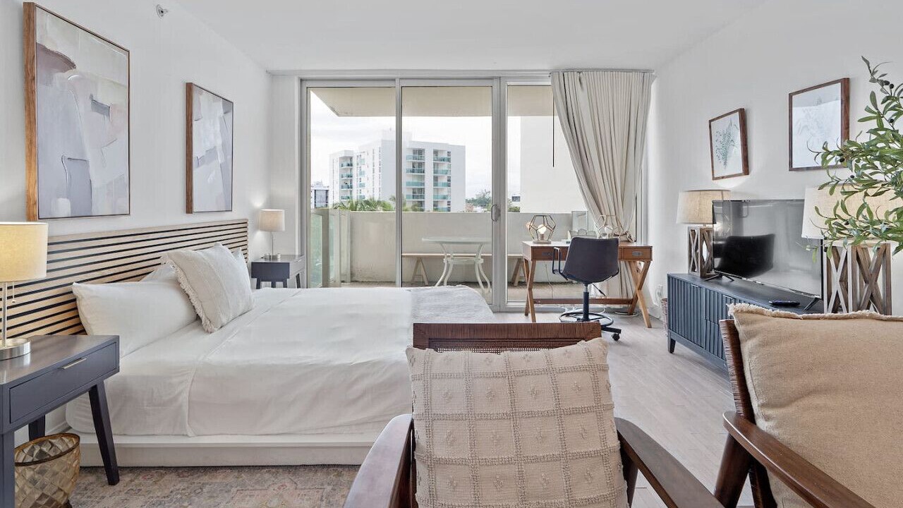 Photo of Bedroom in West Avenue