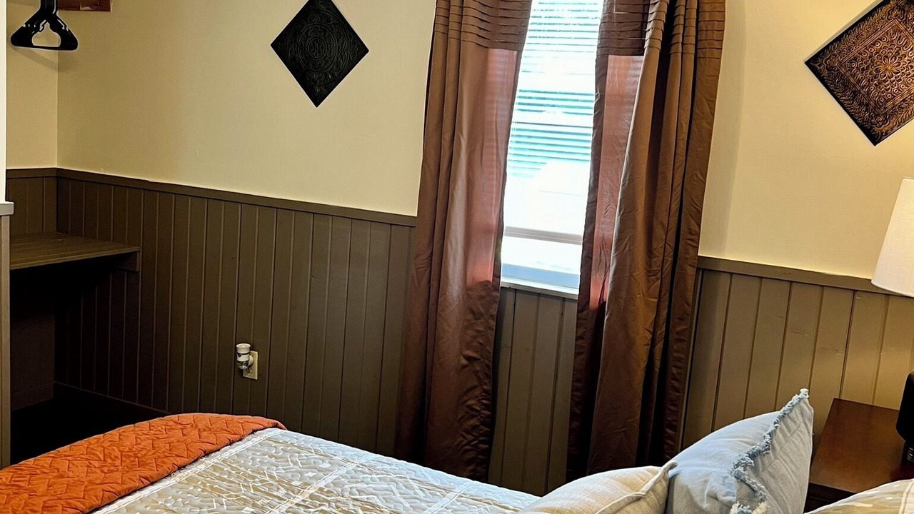 Photo of Bedroom in Town of Scriba