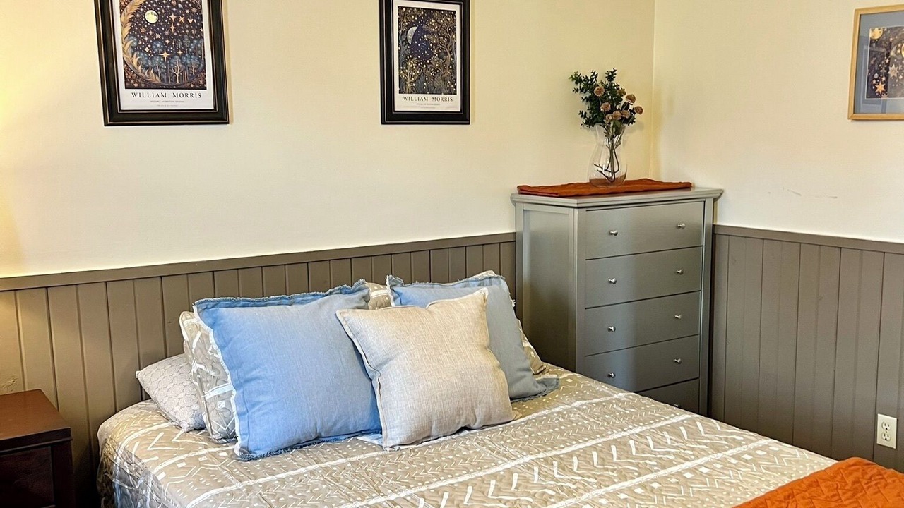 Photo of Bedroom in Town of Scriba