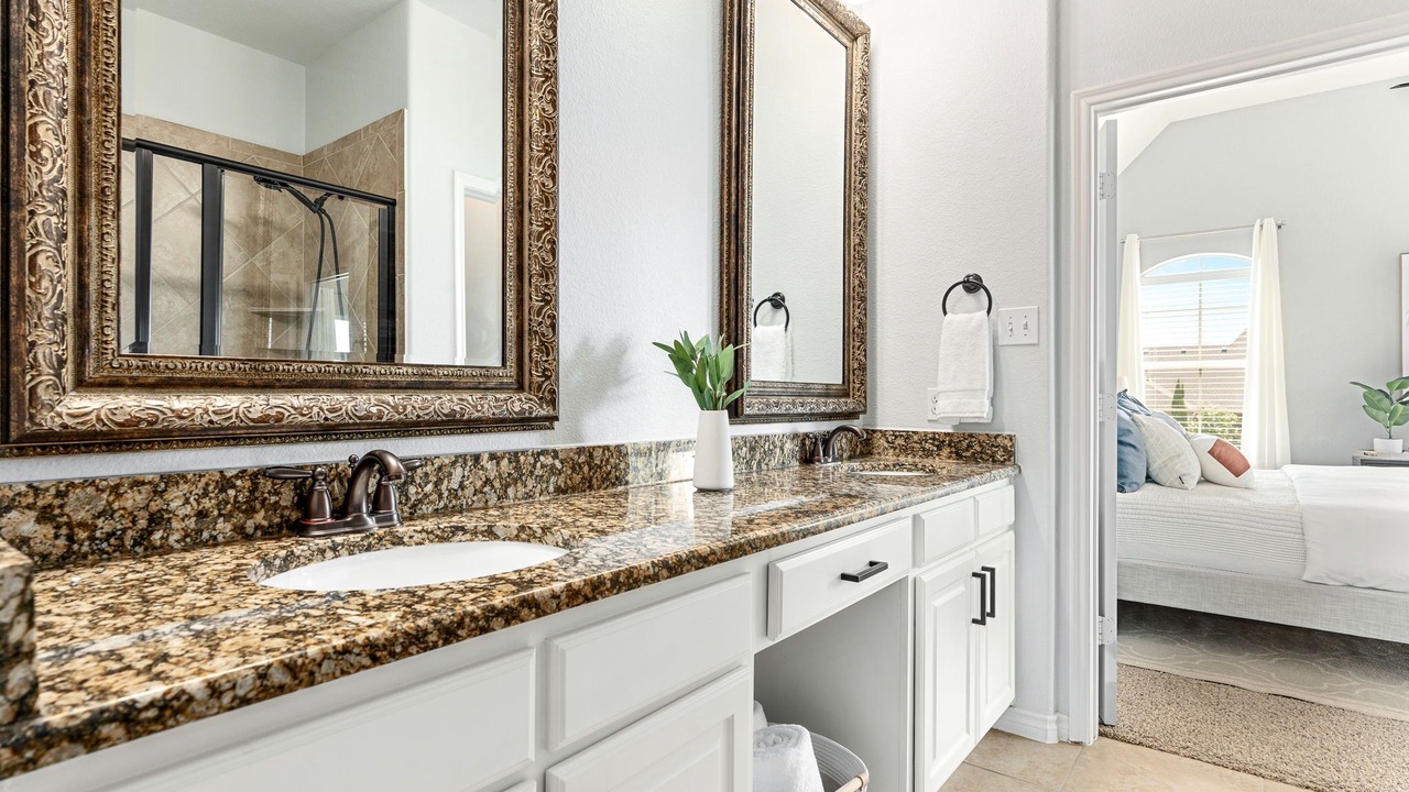 Photo of Bathroom in Northwest Carrollton