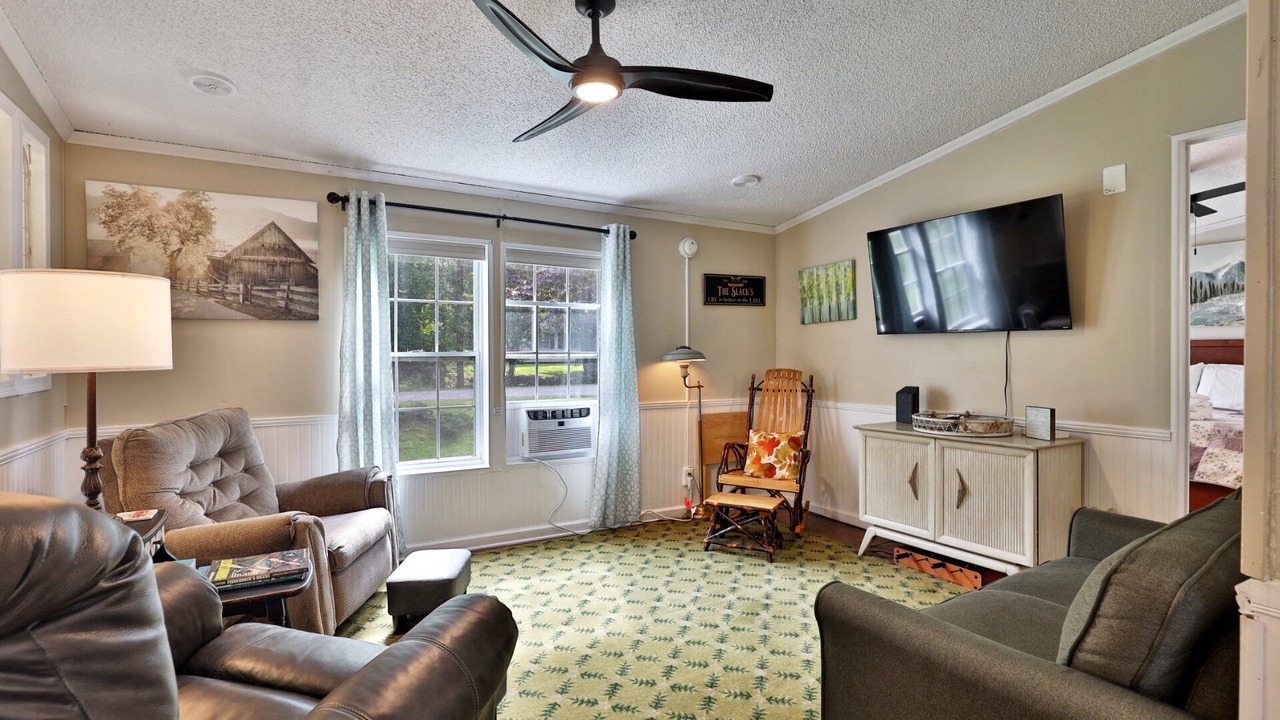 Photo of Livingroom in Crystal Beach