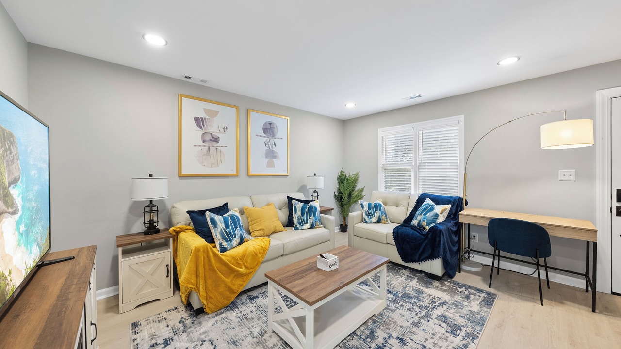 Photo of Livingroom in Southwest Raleigh
