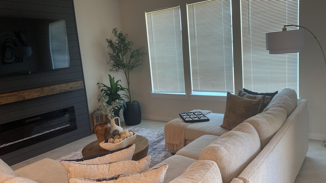 Photo of Livingroom in Cypress