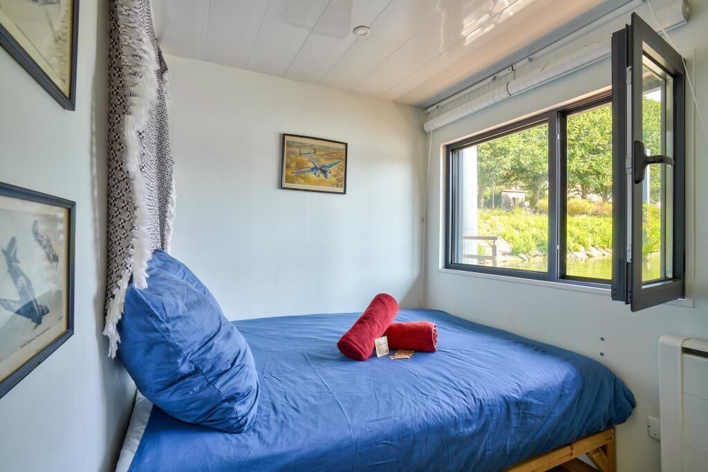 Photo of Bedroom in Conflans-Sainte-Honorine