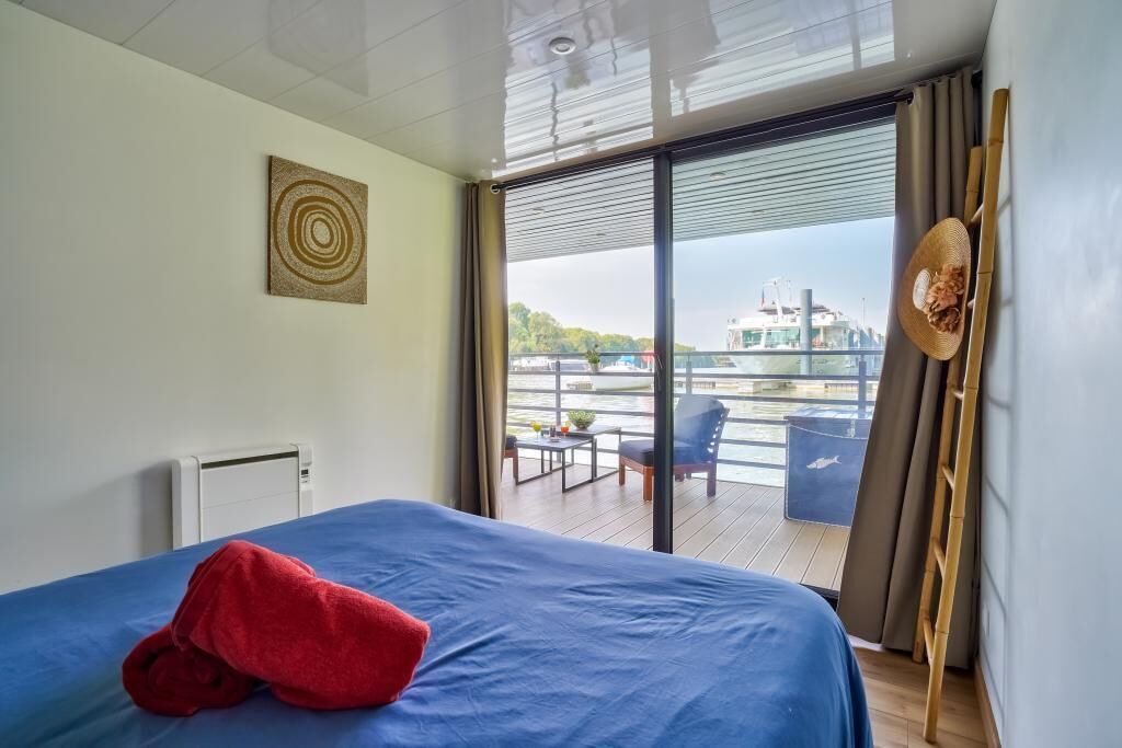 Photo of Bedroom in Conflans-Sainte-Honorine