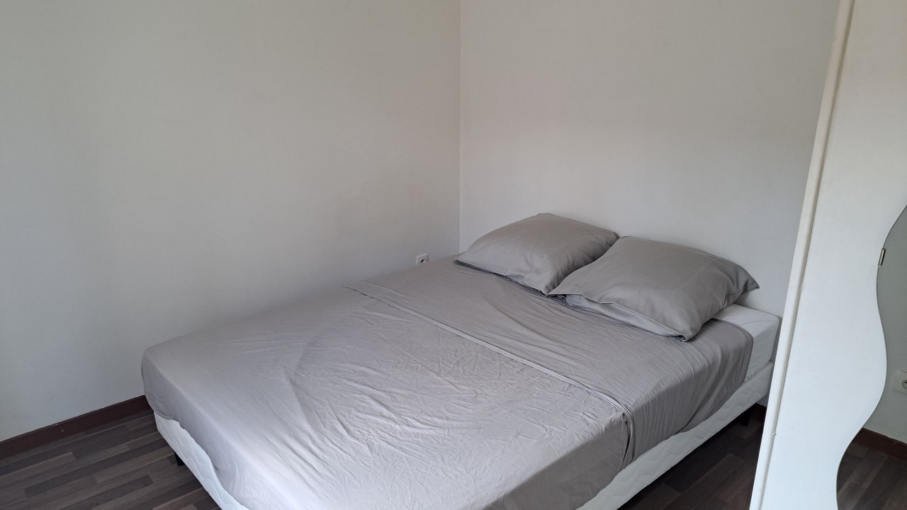 Photo of Bedroom in Sainte-Savine