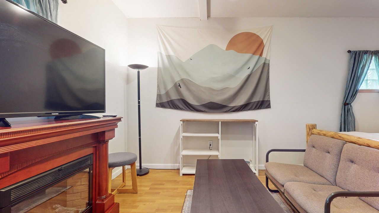 Photo of Livingroom in Snoqualmie Pass