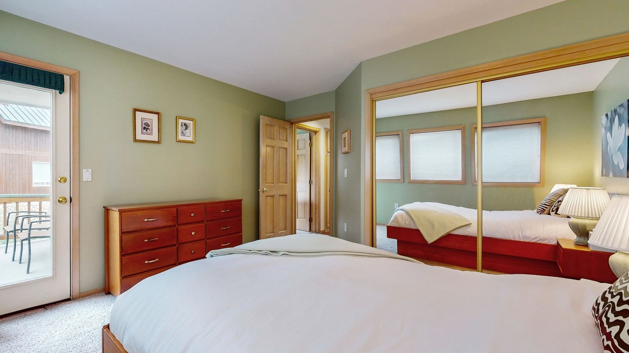 Photo of Bedroom in Snoqualmie Pass