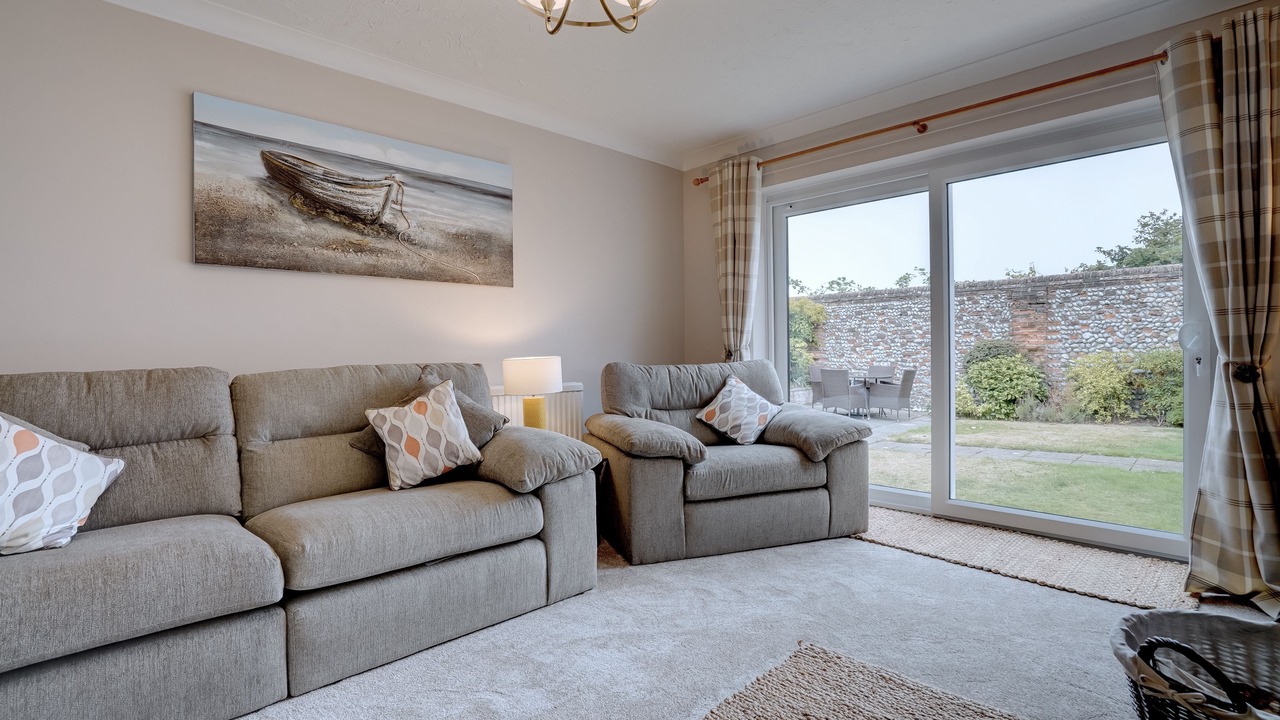 Photo of Livingroom in Winterton-on-Sea