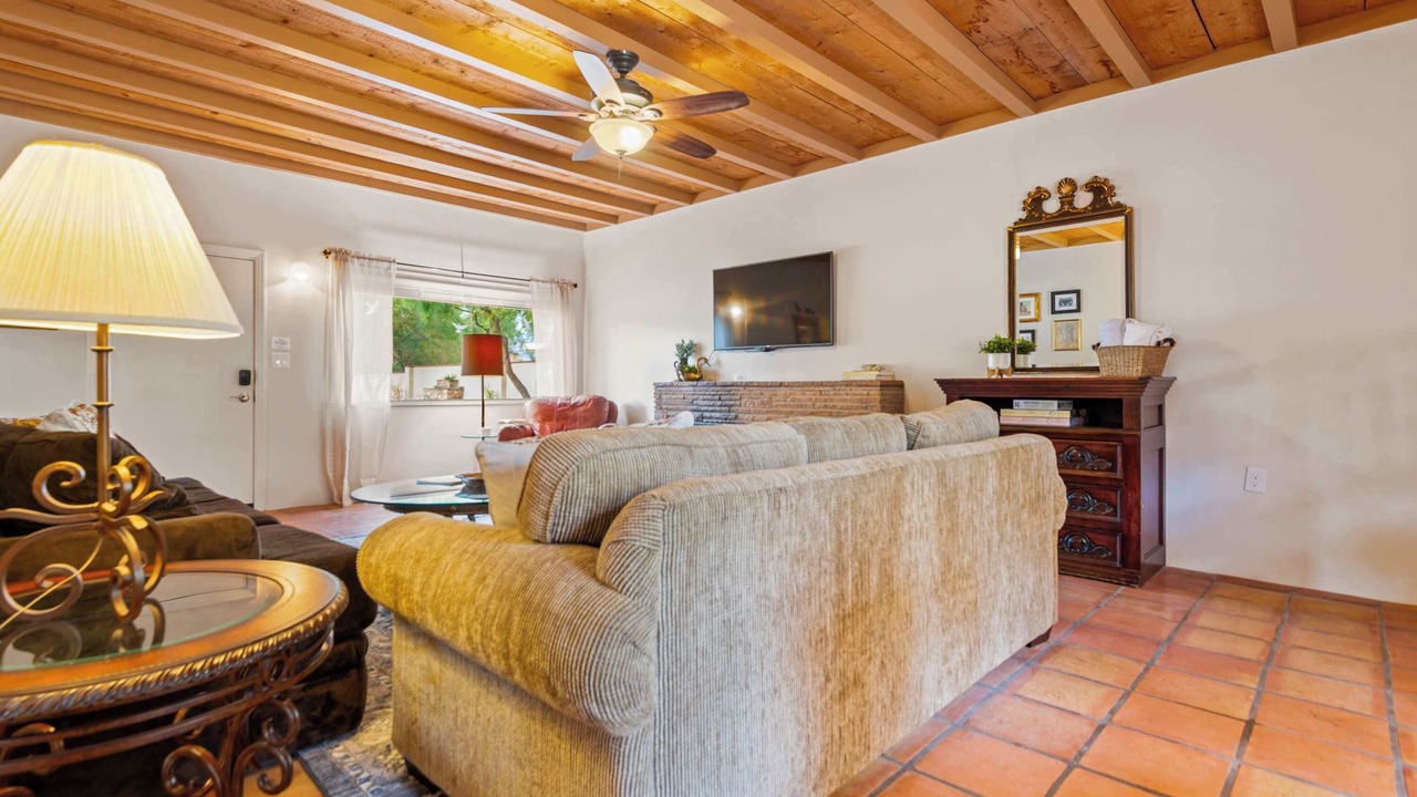 Photo of Livingroom in Tanque Verde