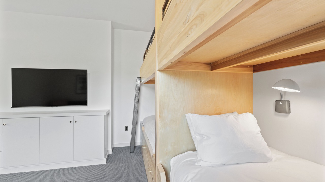 Photo of Bedroom in Surf Pines