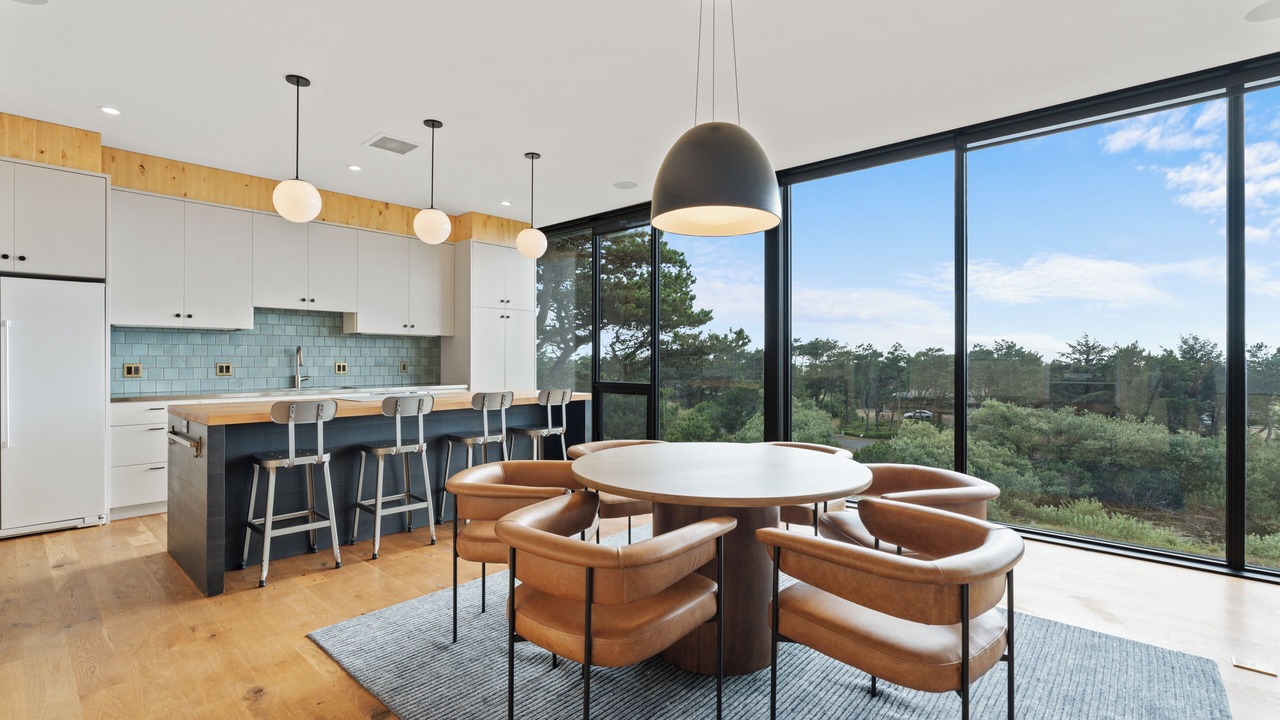 Photo of Others in Surf Pines