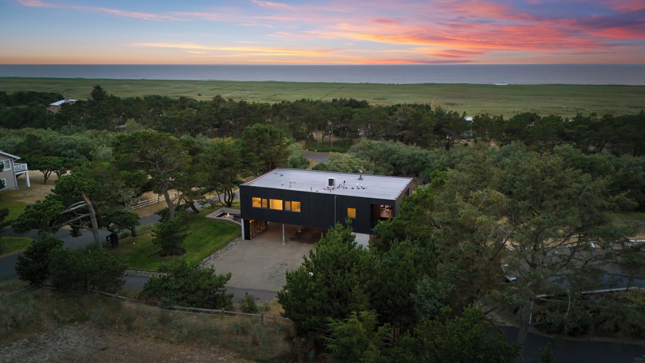 Photo of Outdoor in Surf Pines