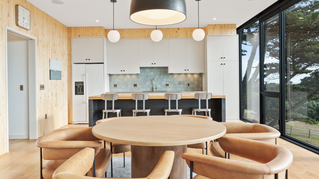 Photo of Others in Surf Pines