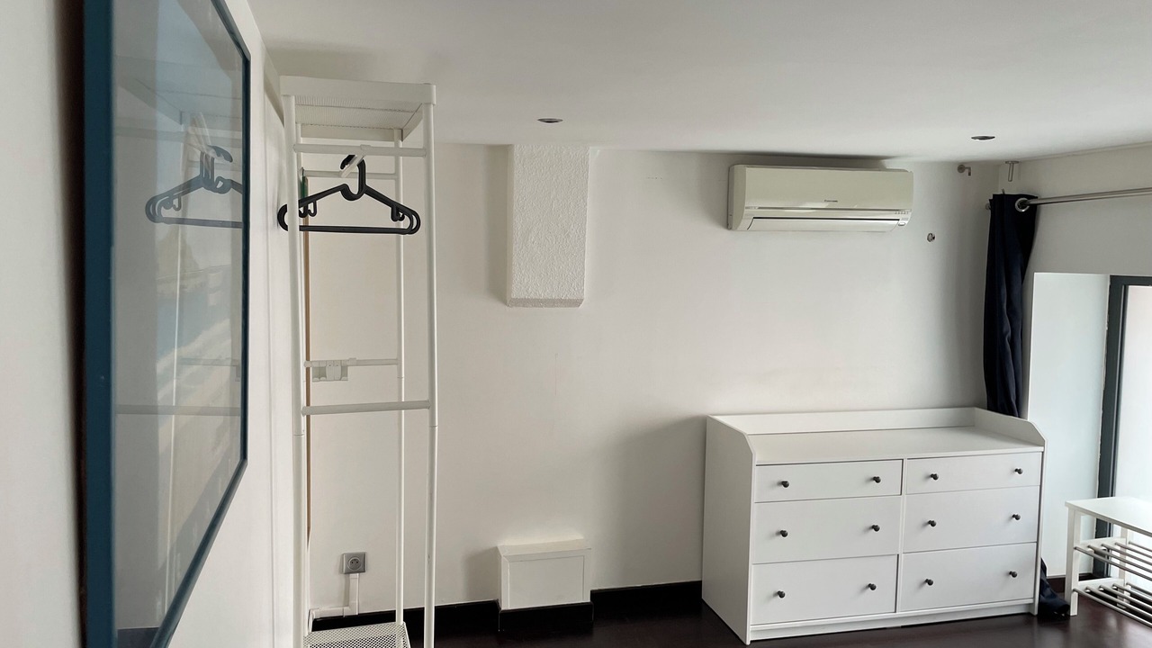 Photo of Bedroom in Jules Ferry - Recamier