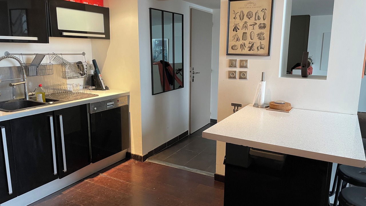 Photo of Kitchen in Jules Ferry - Recamier