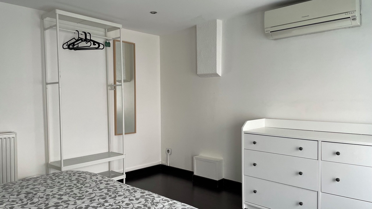 Photo of Bedroom in Jules Ferry - Recamier