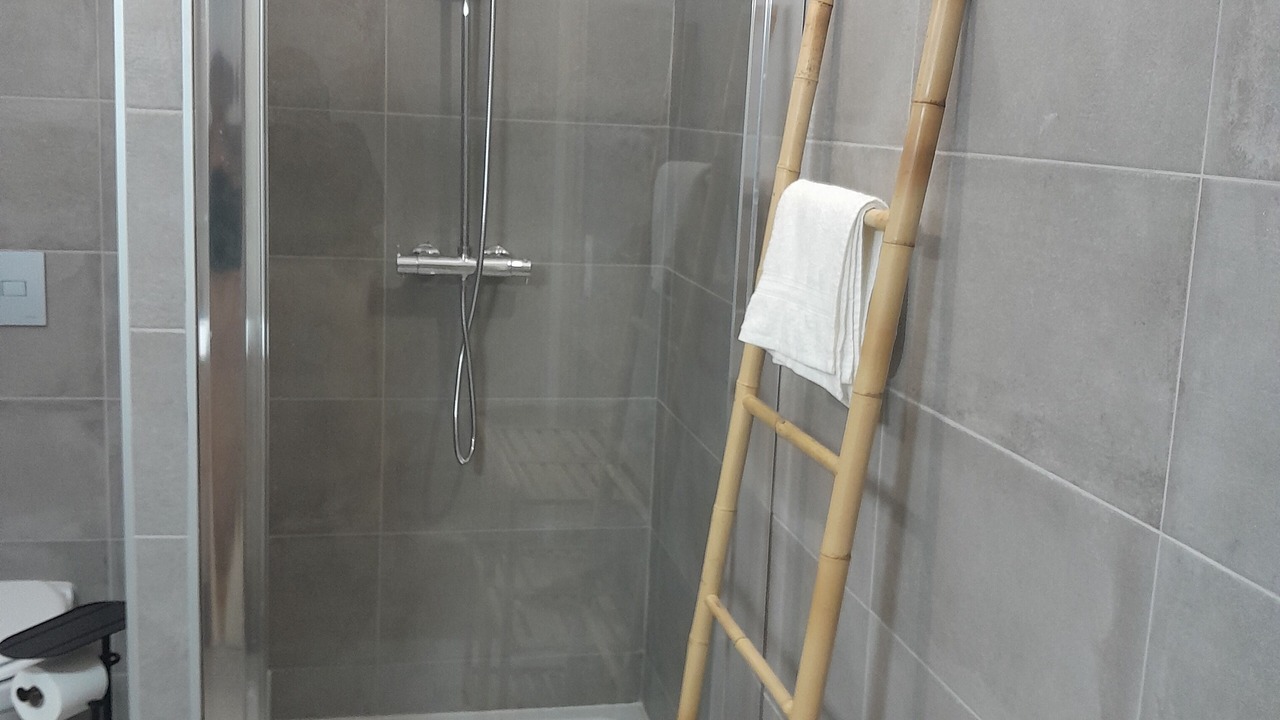 Photo of Bathroom in Comedie