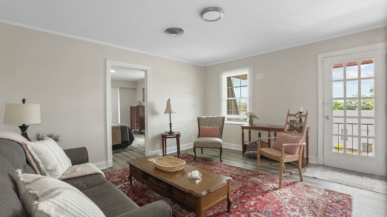 Photo of Livingroom in Fredericksburg
