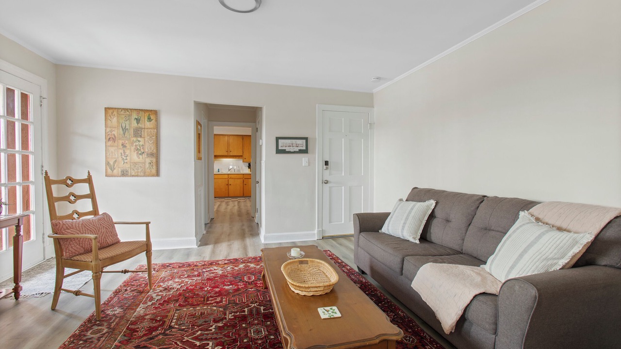 Photo of Livingroom in Fredericksburg
