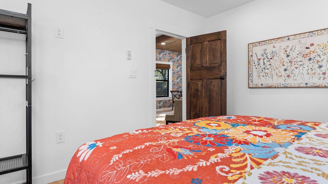 Photo of Bedroom in Stonewall