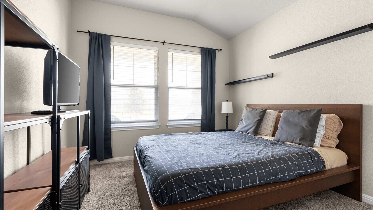 Photo of Bedroom in Hutto
