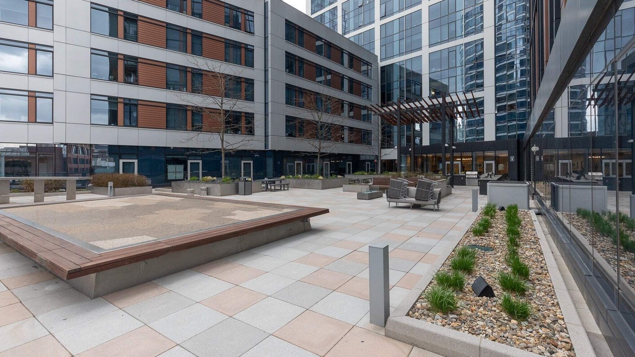 Photo of Patio Balcony in Seaport District