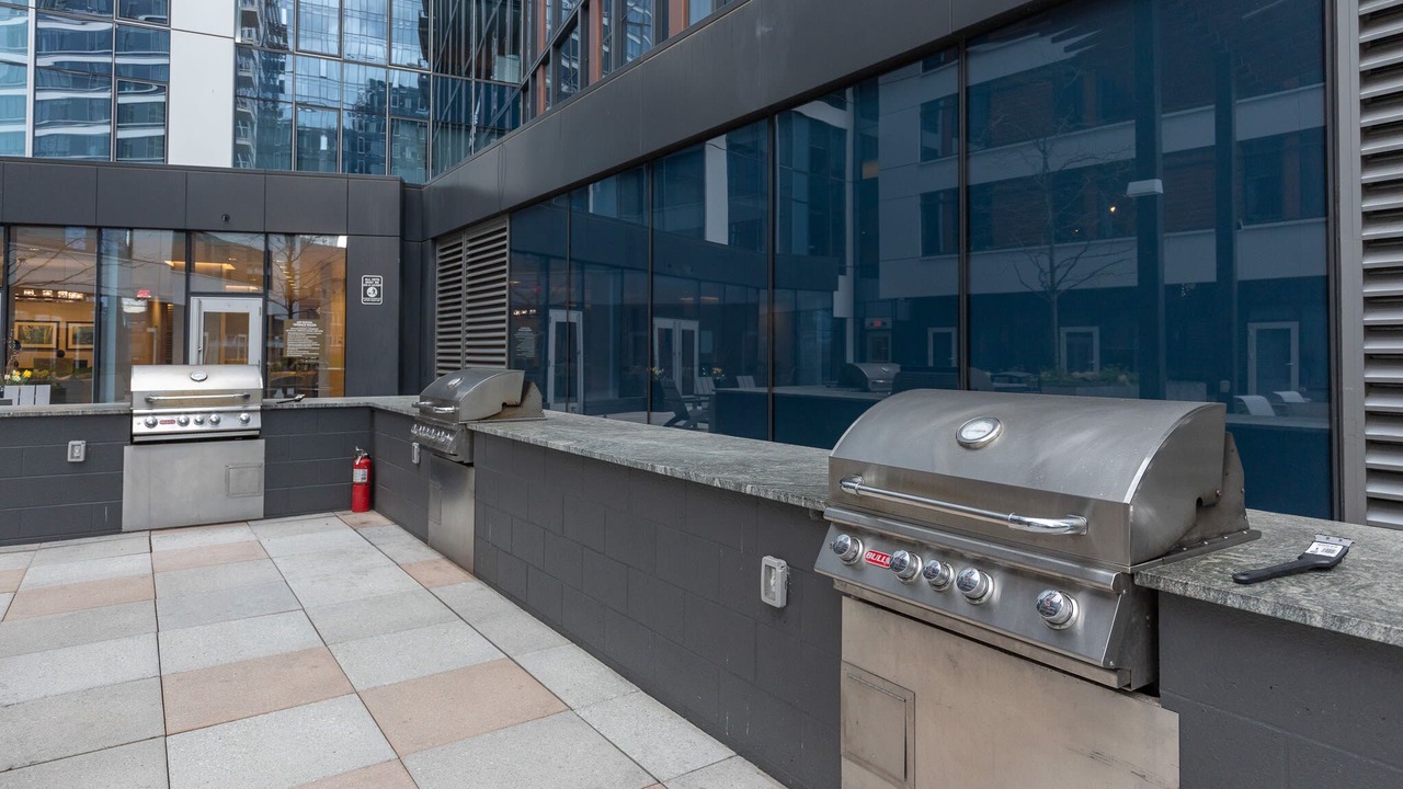 Photo of Patio Balcony in Seaport District