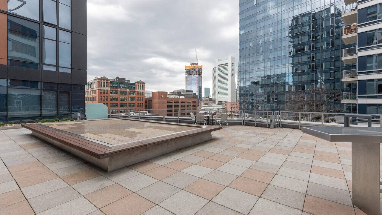 Photo of Patio Balcony in Seaport District