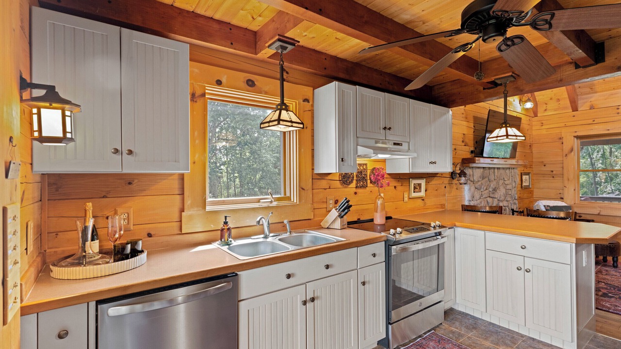 Photo of Kitchen in Roseland