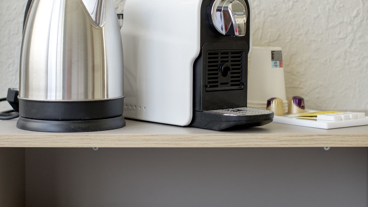 Photo of Others in Bron