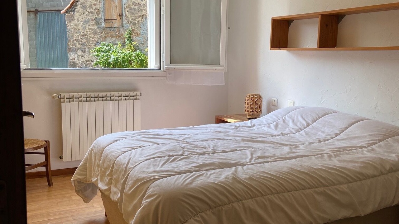 Photo of Bedroom in Lanuejouls