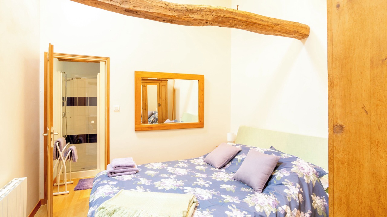 Photo of Bedroom in Frayssinet-le-Gelat